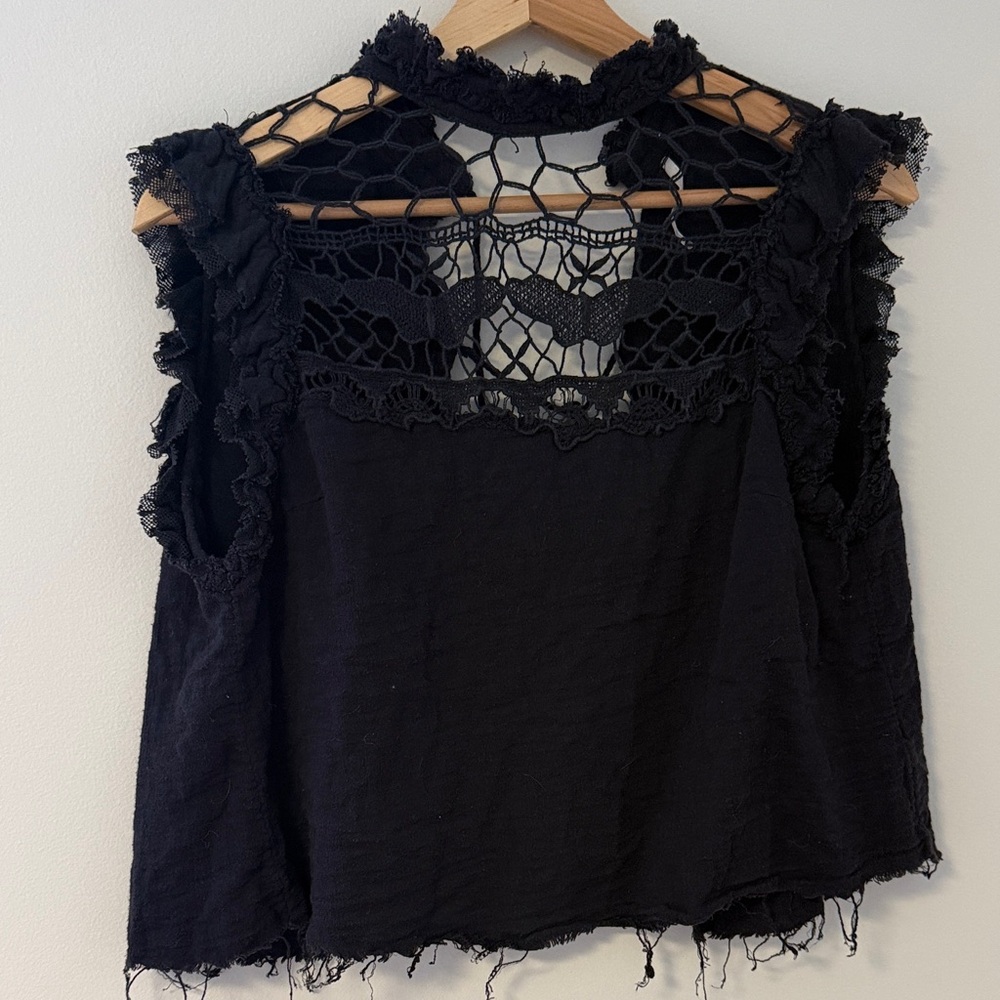 Free People Elegant Black Lace Women's Top tie back size small - Picture 3 of 6
